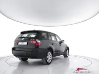 Usata BMW X3 150 CV (110 kW) 2006 Nero SUV