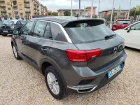 Usata VW T-Roc Business 150 CV (110 kW) 2021 Grigio SUV