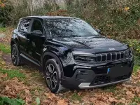 Usado Jeep Avenger Summit 101 HP (74 kW) 2023 Preto SUV