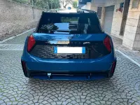 Usata Mini Cooper 189 kW (258 CV) 2025 Blu/azzurro Utilitaria