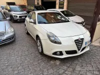 Usata Alfa Romeo Giulietta Exclusive 150 CV (110 kW) 2014 Bianco Utilitaria