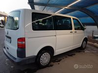 Usata VW Caravelle 2008 Bianco Monovolume