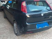 Usata Fiat Grande Punto Dynamic 90 CV (66 kW) 2007 Nero Utilitaria