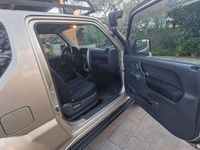 Usata Suzuki Jimny 86 CV (63 kW) 2010 SUV