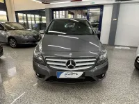 Usata Mercedes B180 Executive 122 CV (89 kW) 2012 Grigio Utilitaria