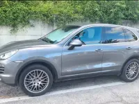 Usata Porsche Cayenne 240 CV (176 kW) 2010 Grigio SUV