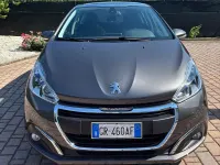 Usata Peugeot 208 Allure 83 CV (61 kW) 2018 Grigio Utilitaria