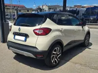 Usata Renault Captur 90 CV (66 kW) 2017 Beige SUV