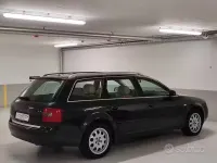 Usata Audi A6 155 CV (114 kW) 2001 Nero Station wagon