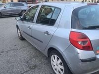 Usata Renault Clio III Rip Curl 68 CV (50 kW) 2007 Argento Berlina