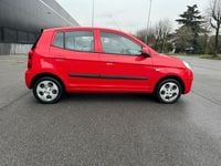 Usata Kia Picanto 63 CV (46 kW) 2010 Rosso Utilitaria
