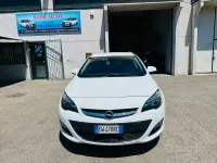 Usata Opel Astra Cosmo 140 CV (102 kW) 2014 Bianco Station wagon
