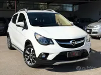 Usata Opel Karl Rocks 73 CV (53 kW) 2017 Bianco Utilitaria