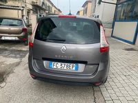 Usata Renault Scénic III 110 CV (80 kW) 2016 Grigio Monovolume