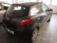 Usata Mazda 2 Trendy 75 CV (55 kW) 2013 Grigio Utilitaria