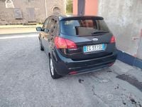 Usata Kia Venga 90 CV (66 kW) 2011 Nero Utilitaria