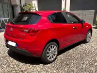 Usata Alfa Romeo Giulietta 120 CV (88 kW) 2018 Rosso Utilitaria