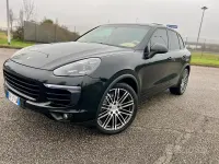 Usata Porsche Cayenne Platinum Edition 250 CV (183 kW) 2016 Nero SUV
