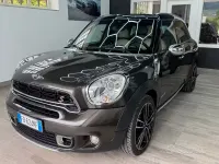 Usata Mini Cooper SD Countryman 143 CV (105 kW) 2015 Marrone SUV