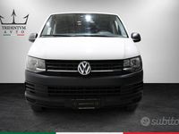 Usata VW Caravelle Trendline 150 CV (110 kW) 2017 Bianco Monovolume