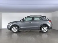 Usata VW T-Roc Life 116 CV (85 kW) 2025 Indium grey metallizzato nero SUV