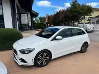 Gebraucht Mercedes B180 116 PS (85 kW) 2019 Weiß Van / Kleinbus