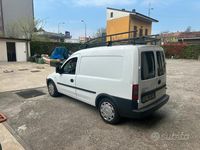 Usata Opel Combo 97 CV (71 kW) 2009 Bianco Monovolume