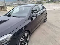 Usata Mercedes A180 109 CV (80 kW) 2018 Nero Berlina