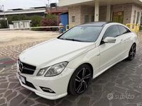 Usata Mercedes E250 Avantgarde 204 CV (150 kW) 2010 Bianco Coupé
