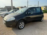 Usata Fiat Punto 69 CV (50 kW) 2012 Nero Utilitaria