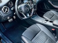 Usata Mercedes GLA200 Premium 136 CV (100 kW) 2017 Nero SUV