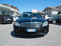 Usata Mercedes C220 Elegance 170 CV (125 kW) 2007 Nero Berlina