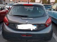 Usata Peugeot 208 82 CV (60 kW) 2016 Grigio Utilitaria