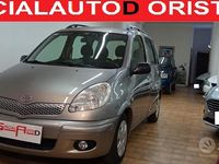 Usata Toyota Yaris Verso 74 CV (54 kW) 2004 Beige Monovolume