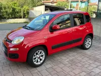 Usata Fiat Panda Lounge 85 CV (62 kW) 2017 Rosso Utilitaria