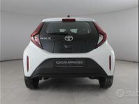 Usata Toyota Aygo X Active 72 CV (52 kW) 2025 Bianco SUV