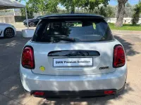 Usata Mini Cooper SE 135 kW (184 CV) 2022 Argento Utilitaria