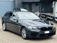 Usata BMW 525 Luxury Line 218 CV (160 kW) 2013 Grigio Station wagon