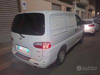 Begagnad Hyundai H-1 140 HK (102 kW) 2006 Vit Minibuss