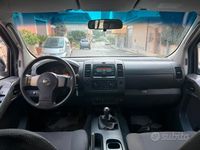 Usata Nissan Navara 190 CV (139 kW) 2007 Grigio Pick-up