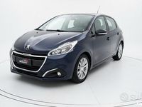 Usata Peugeot 208 Active 101 CV (74 kW) 2019 Blu Utilitaria
