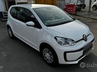 Usata VW up! 74 CV (54 kW) 2015 Bianco Utilitaria