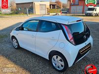 Usata Toyota Aygo 69 CV (50 kW) 2015 Bianco Utilitaria