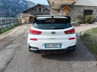 Usata Hyundai i30 275 CV (202 kW) 2018 Bianco Berlina