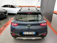 Usata Kia Stonic 101 CV (74 kW) 2019 Blu SUV