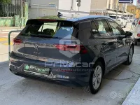 Usata VW Golf VII Life 116 CV (85 kW) 2021 Grigio Utilitaria