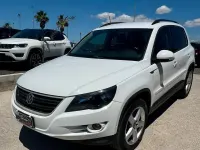 Usata VW Tiguan R-line 140 CV (102 kW) 2010 Bianco SUV
