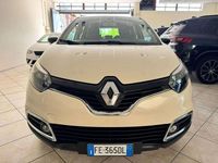 Usata Renault Captur 90 CV (66 kW) 2016 Beige SUV