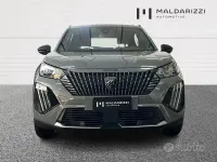 Usata Peugeot 2008 Allure 101 CV (74 kW) 2024 Grigio SUV