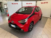 Usata Toyota Aygo Cool 72 CV (52 kW) 2019 Rosso Utilitaria